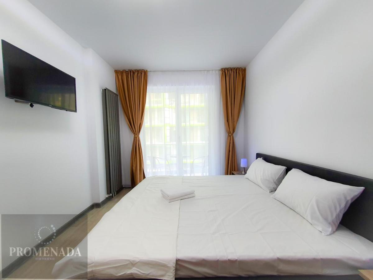 Sunfest Aparthotel Pool & Spa Mamaia Nord Navodari Exterior photo